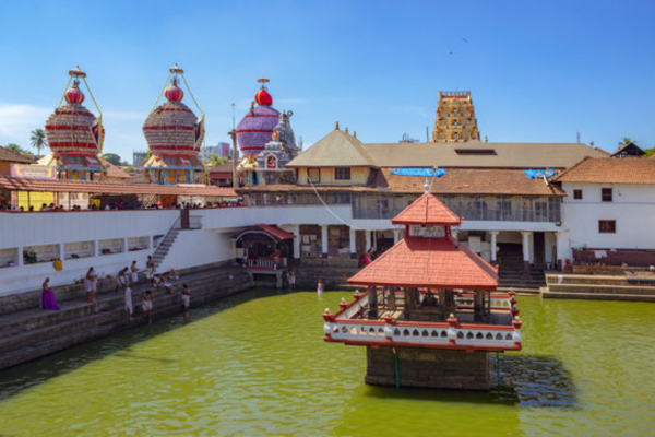 Hyderabad To Vizag taxi service